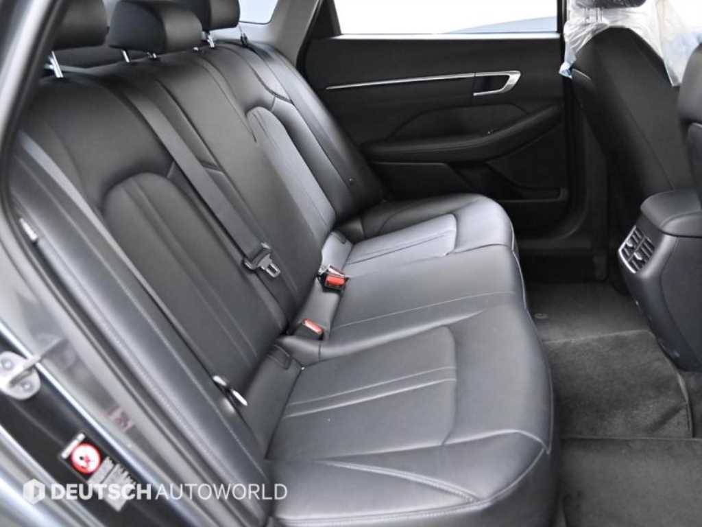 HYUNDAI Sonata - Vista 12