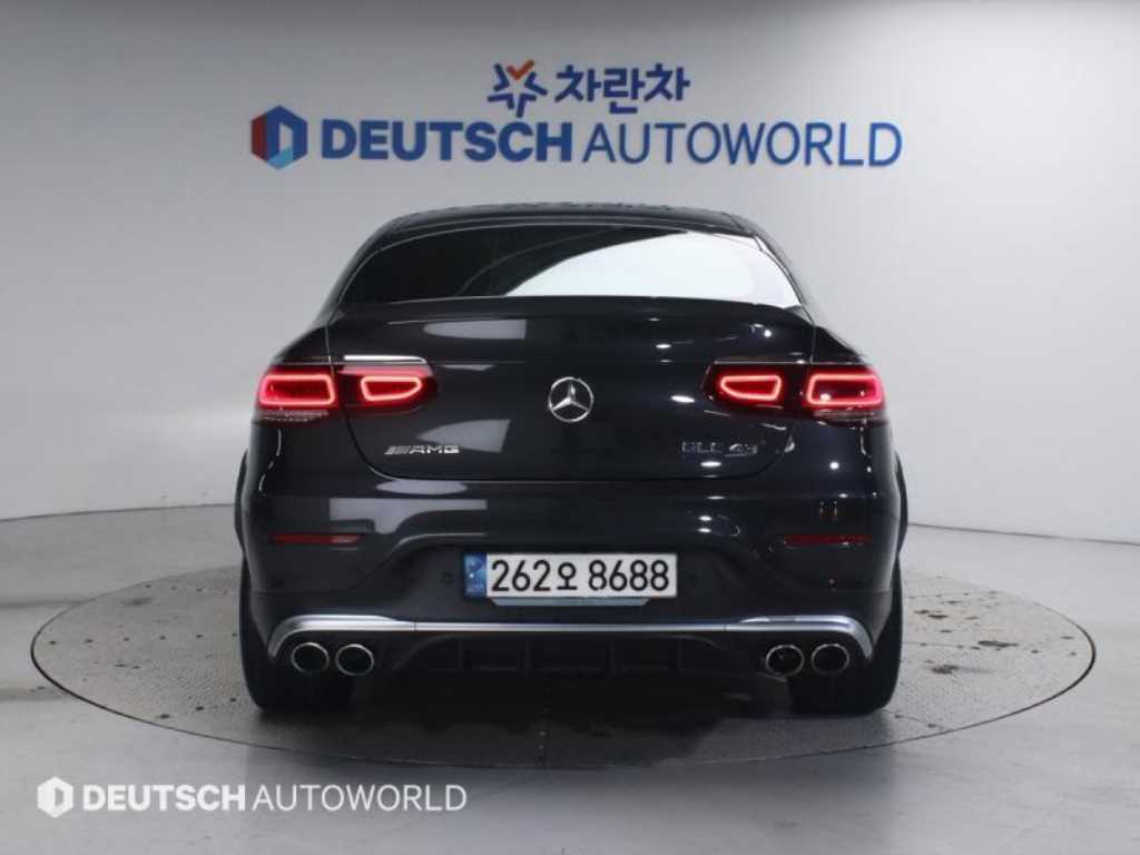 Mercedes Benz GLC Class - Vista 4