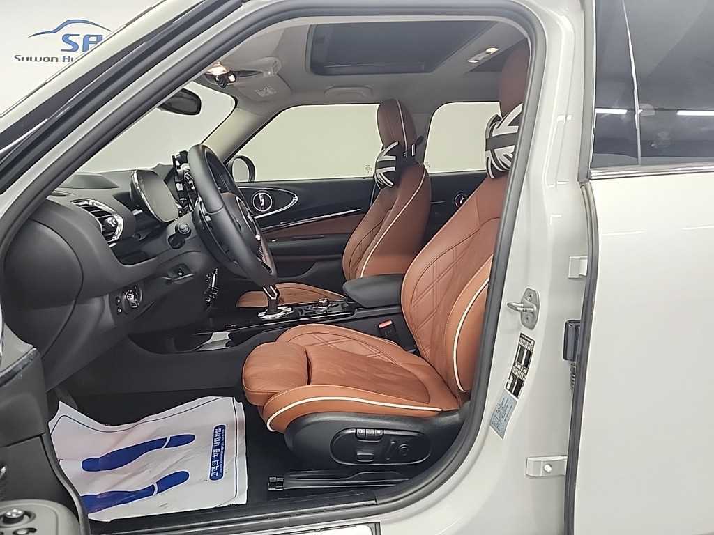 Mini Clubman - Vista 11