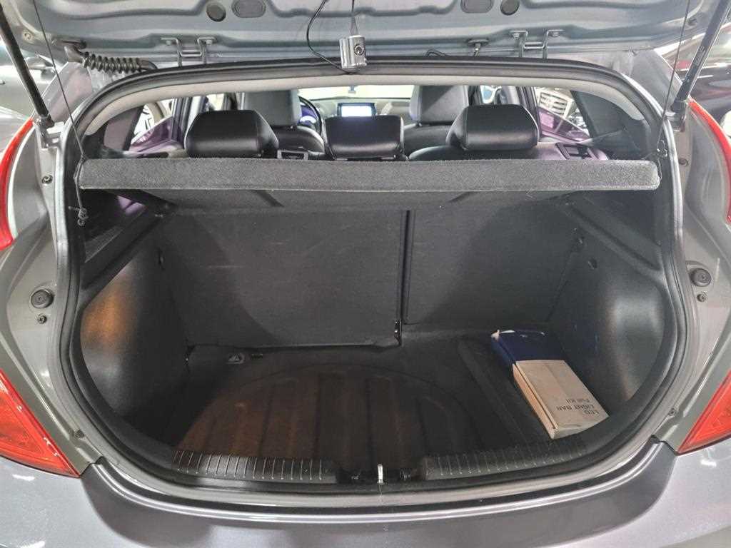 HYUNDAI Accent 2014 Gris - Importación desde Corea - HF Imports Iquique - Foto 18