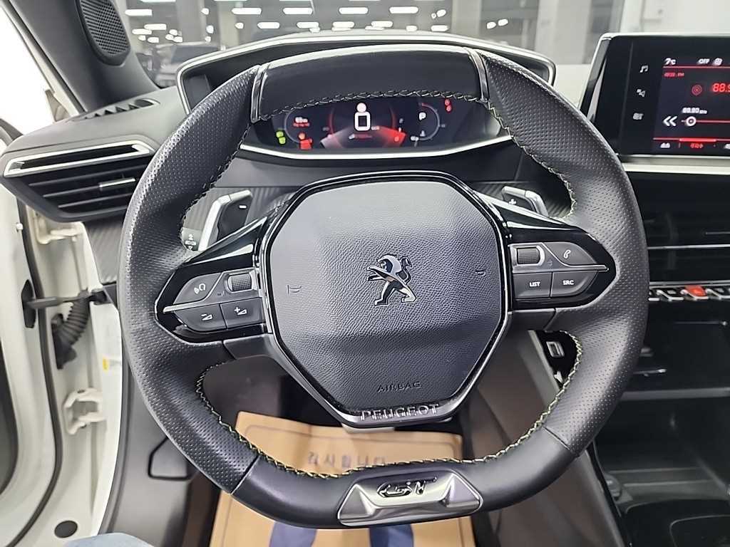 Peugeot 2008 - Vista 9