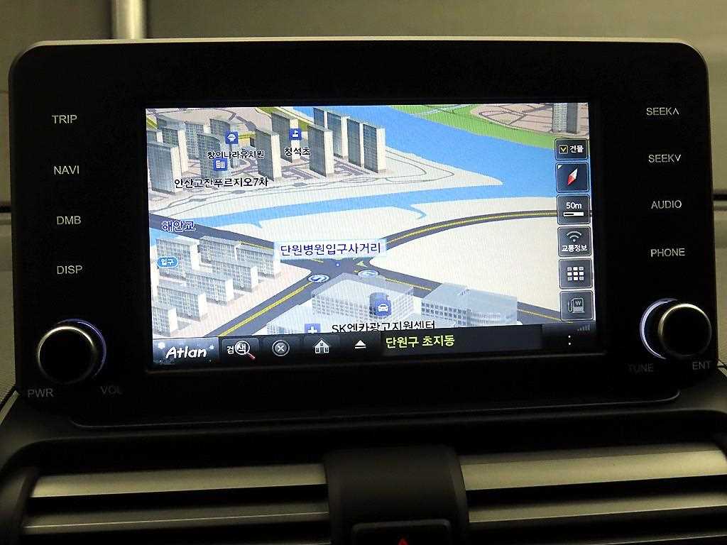 HYUNDAI Casper - Vista 8