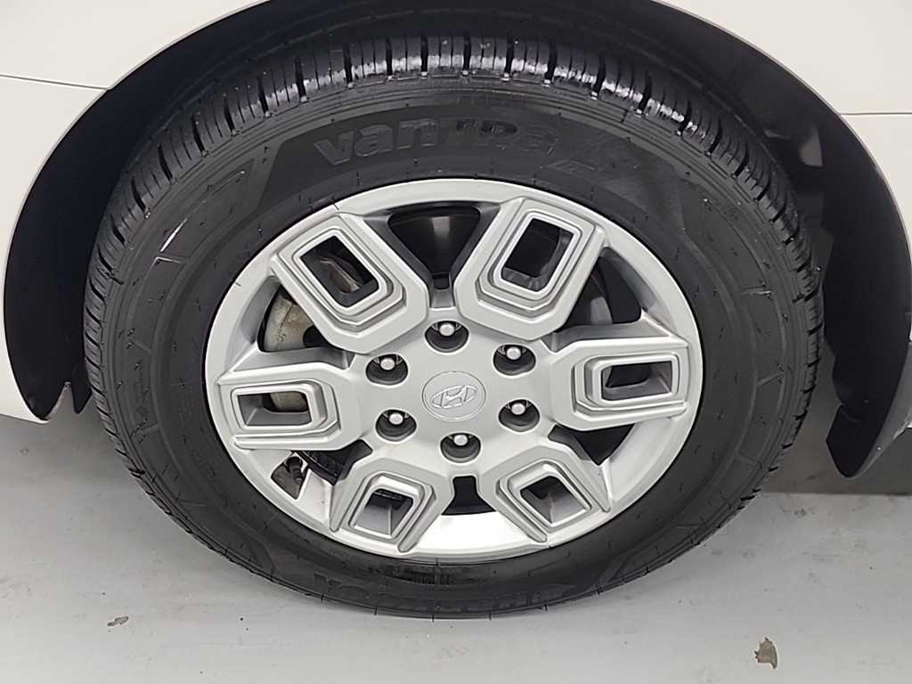 HYUNDAI Staria 2022 Blanco - Importación desde Corea - HF Imports Iquique - Foto 18