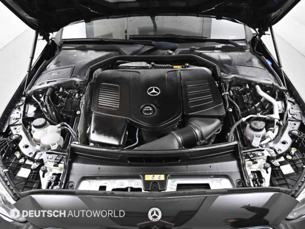 Mercedes Benz C Class - Vista 6