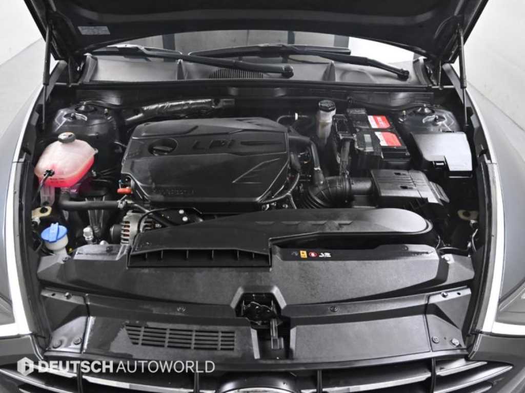 HYUNDAI Sonata - Vista 6