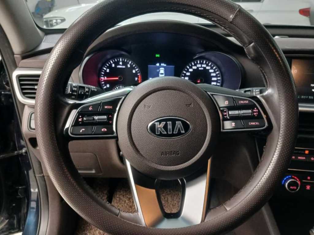 KIA K5 - Vista 11