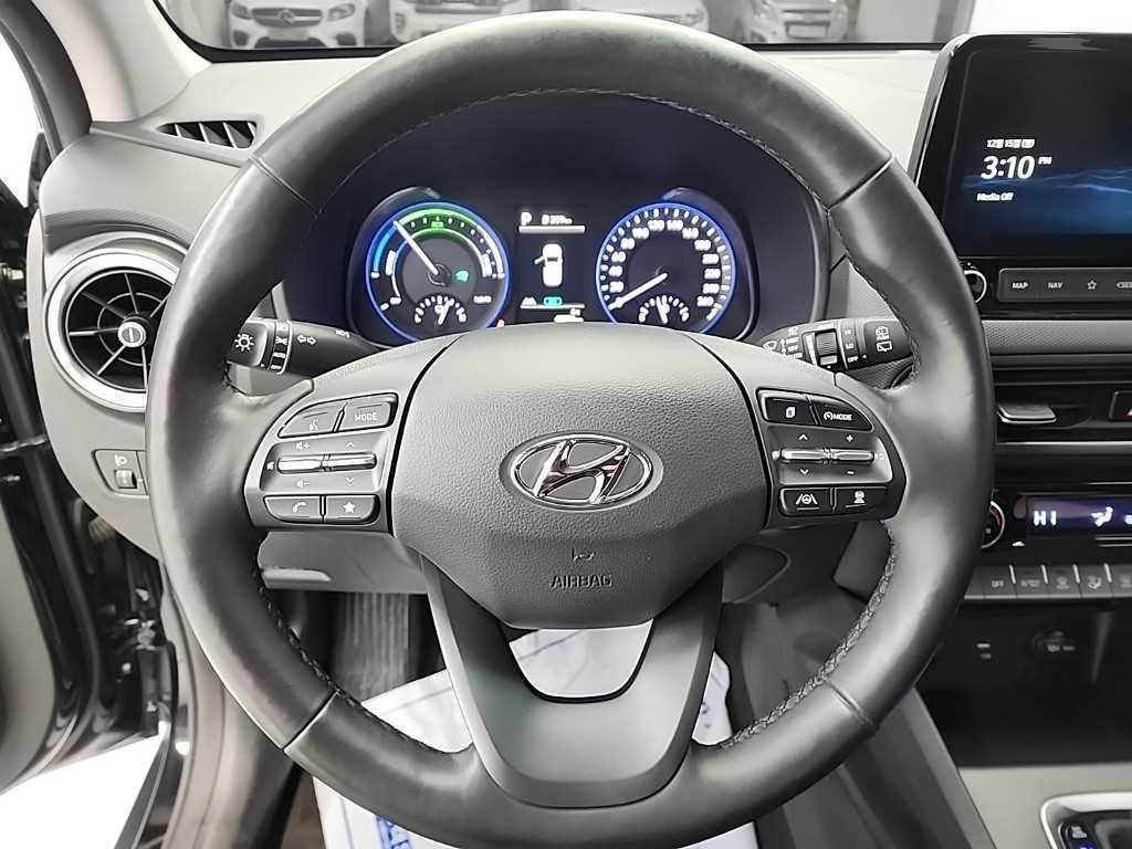 HYUNDAI Kona - Vista 9