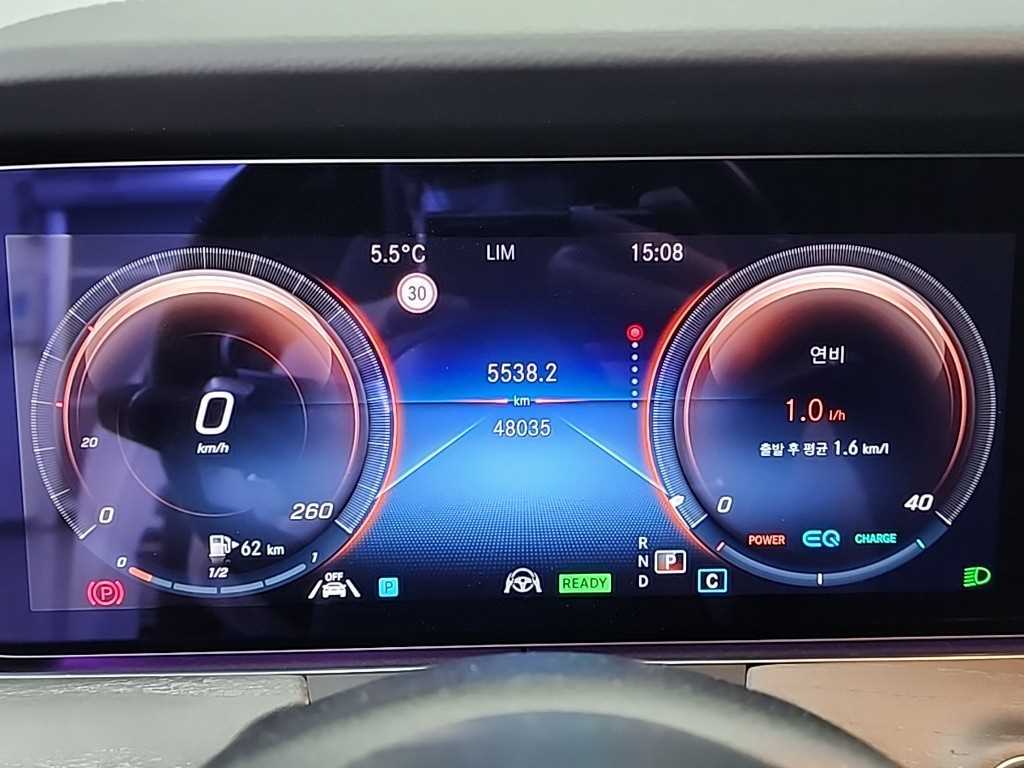 Mercedes Benz E class - Vista 6