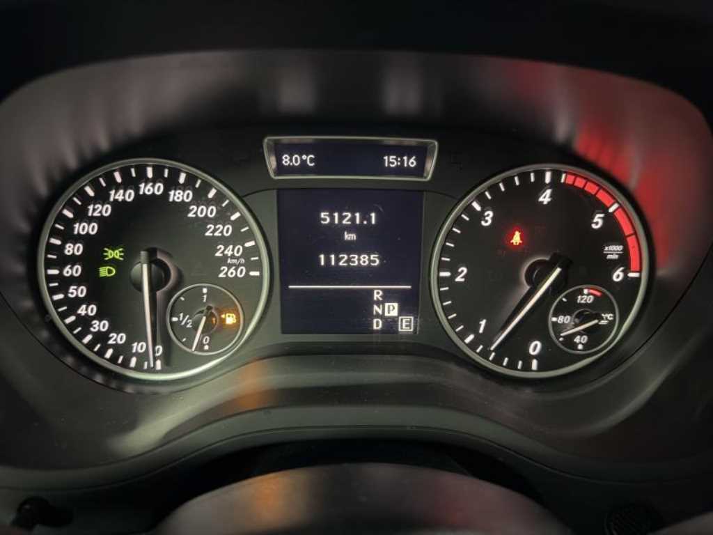 Mercedes Benz B Class (MY B) - Vista 7