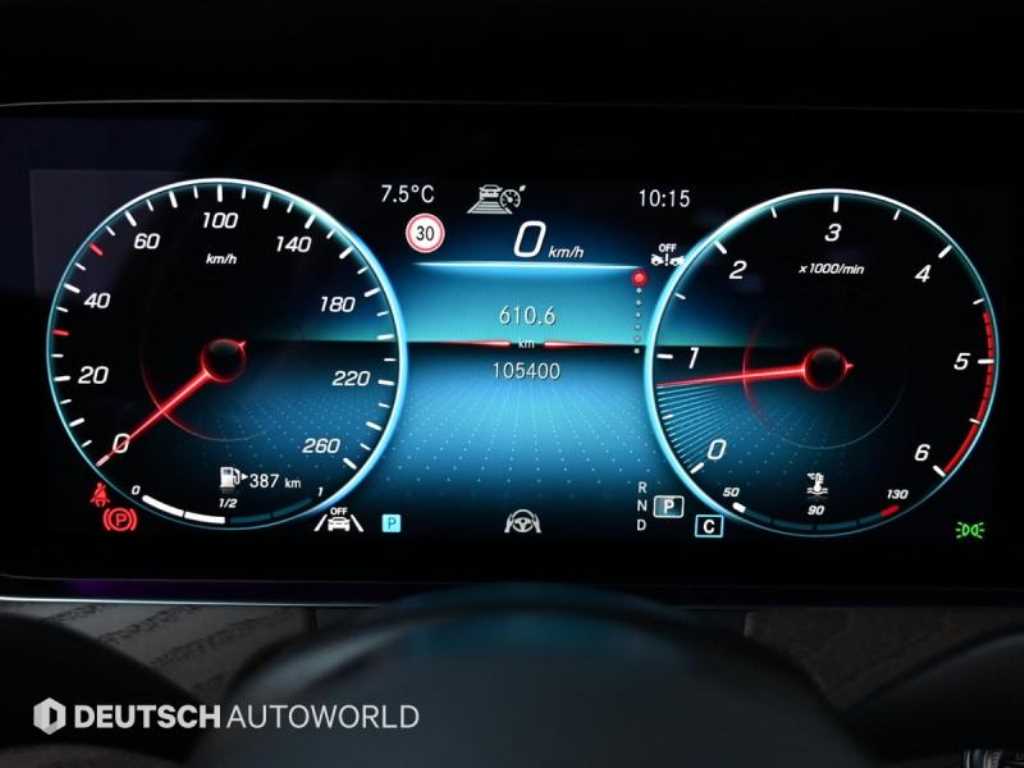 Mercedes Benz E class - Vista 8