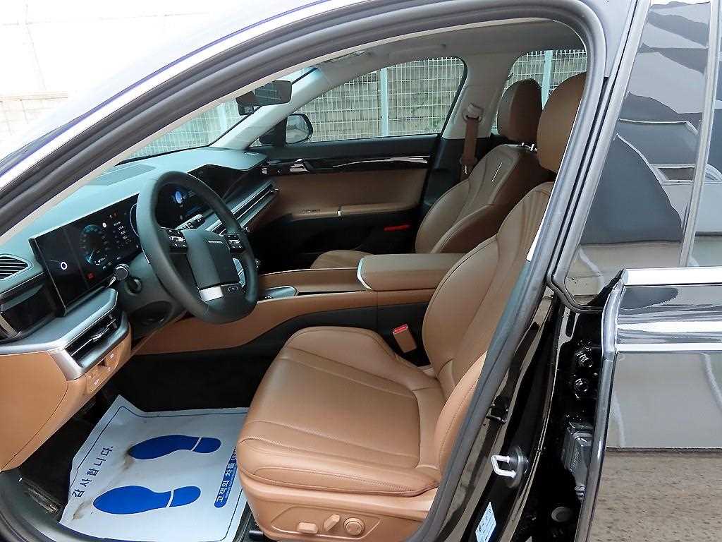 HYUNDAI Grandeur - Vista 5