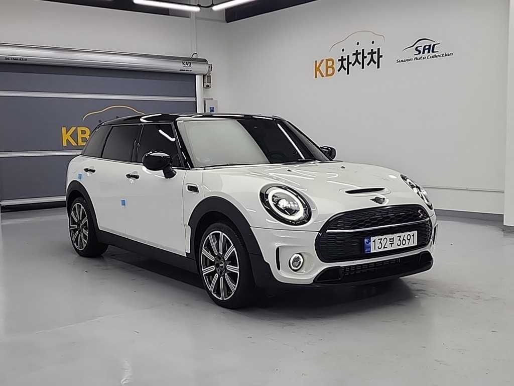 Mini Clubman - Vista 4