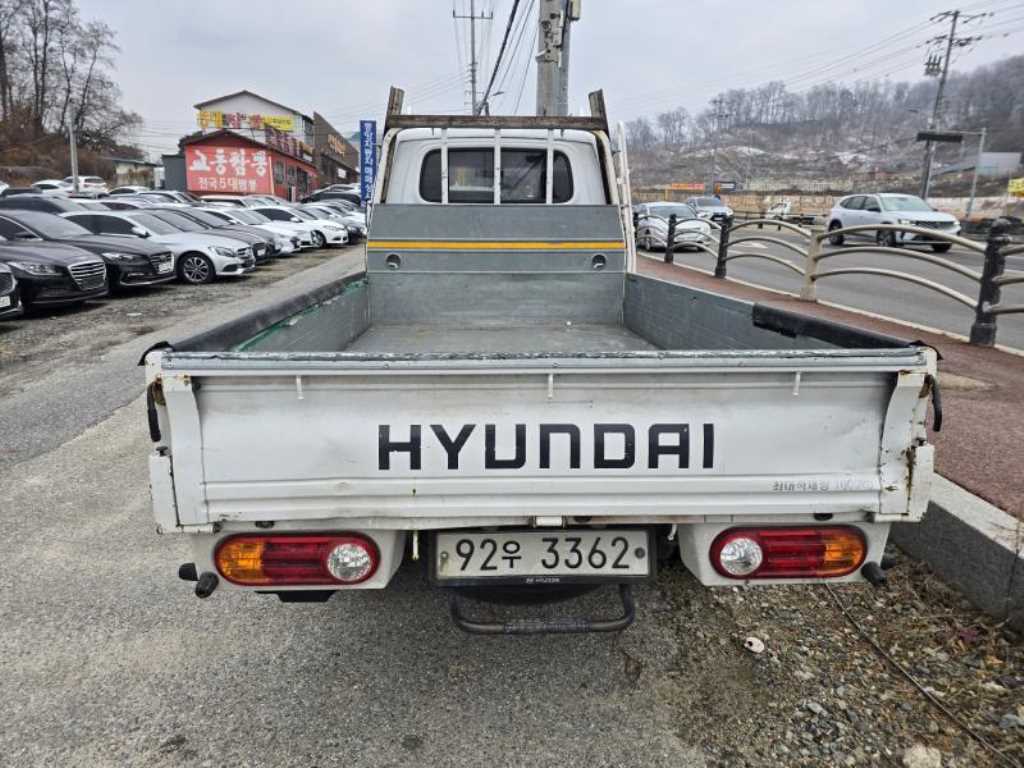 Small Truck Cargo (small) - Vista 4