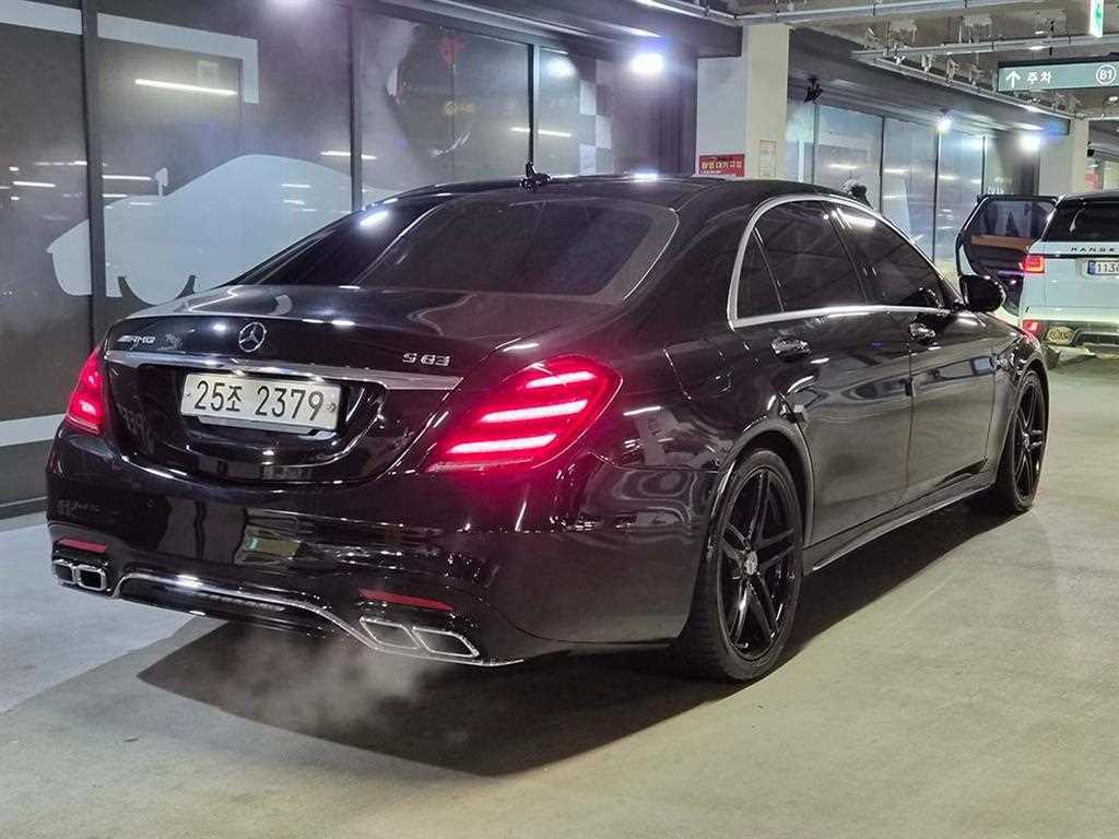 Mercedes Benz S Class - Vista 4