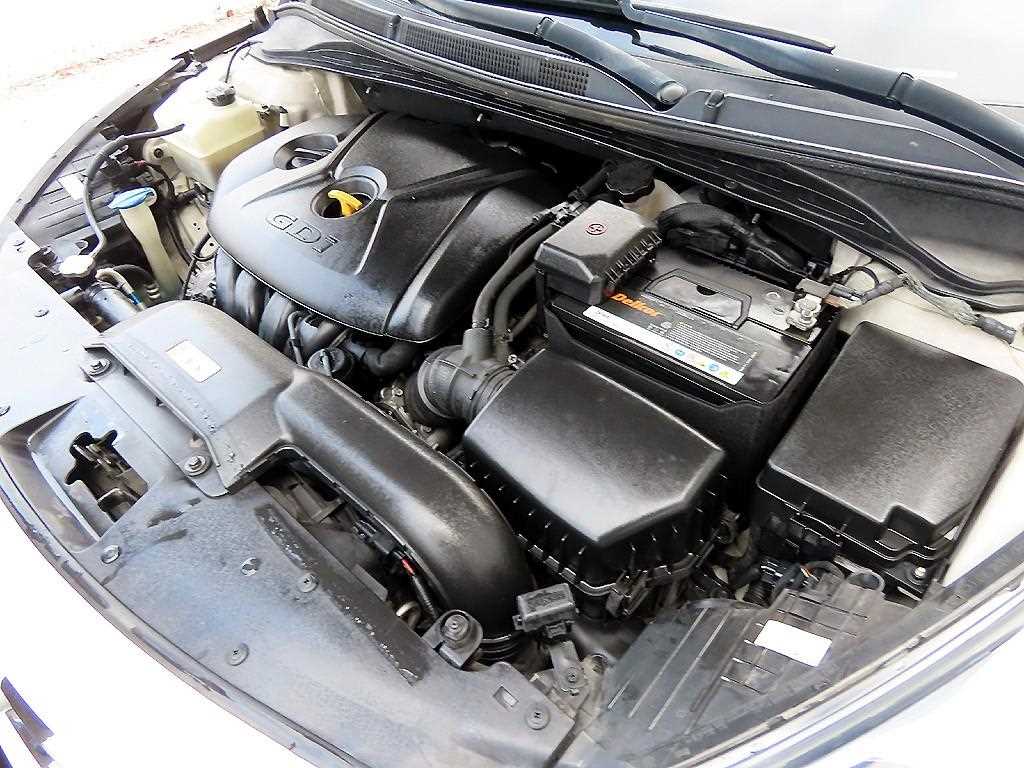 HYUNDAI i40 2014 Blanco - Importación desde Corea - HF Imports Iquique - Foto 19