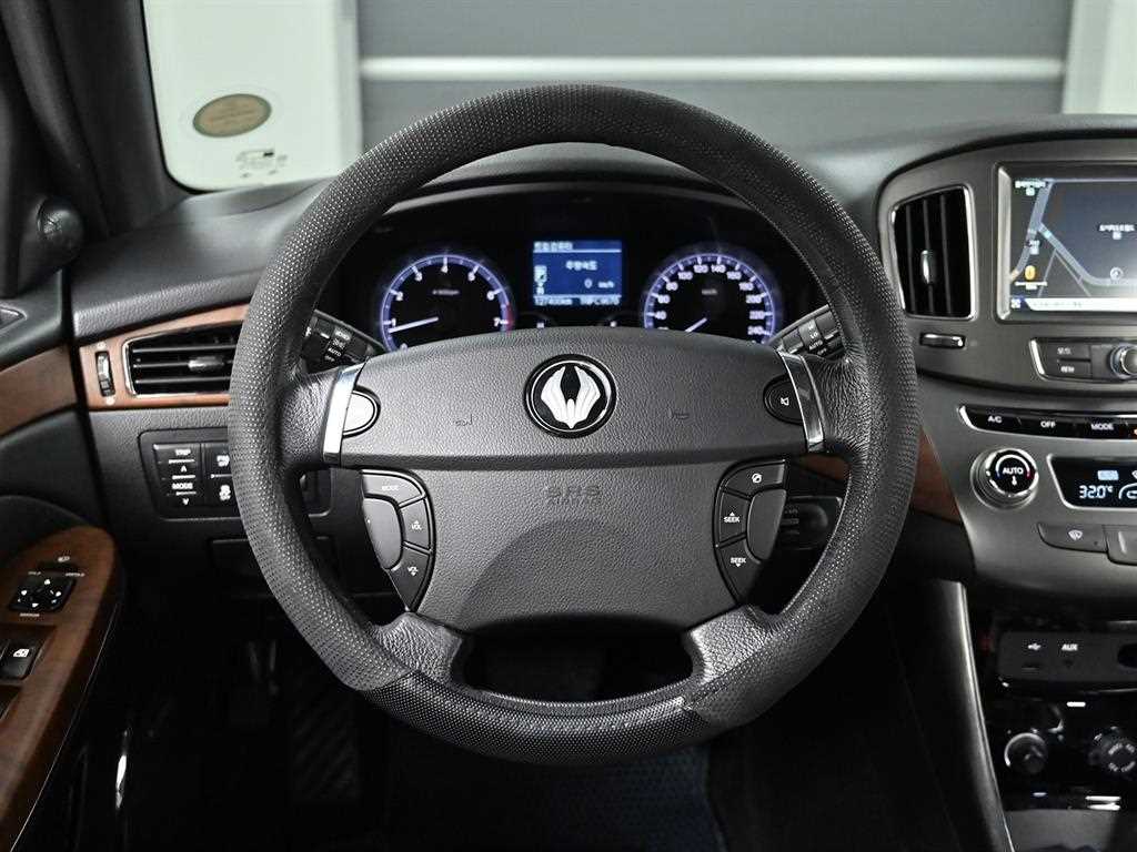 Ssangyong Chairman 2014 Negro - Importación desde Corea - HF Imports Iquique - Foto 13