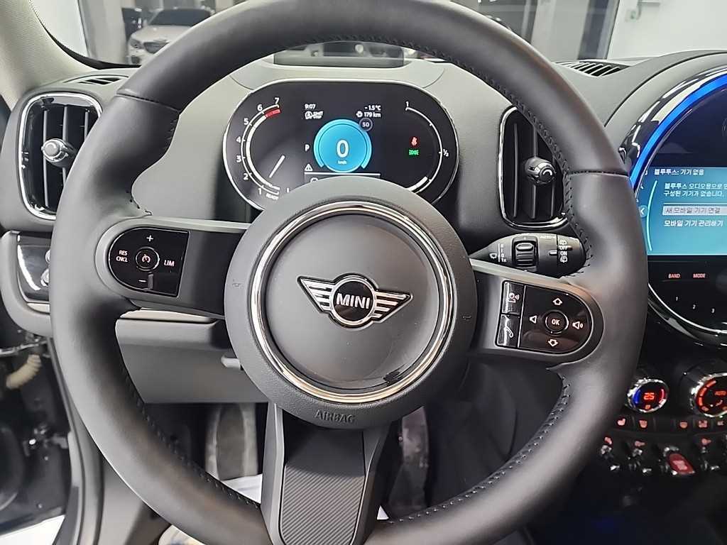 Mini Countryman - Vista 9