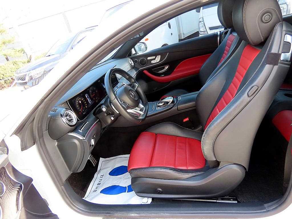 Mercedes Benz E class - Vista 5