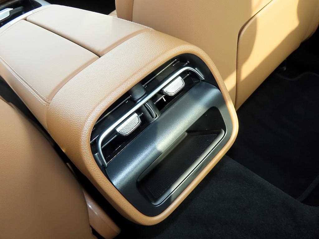 Mercedes Benz E class 2026 Blanco - Importación desde Corea - HF Imports Iquique - Foto 15