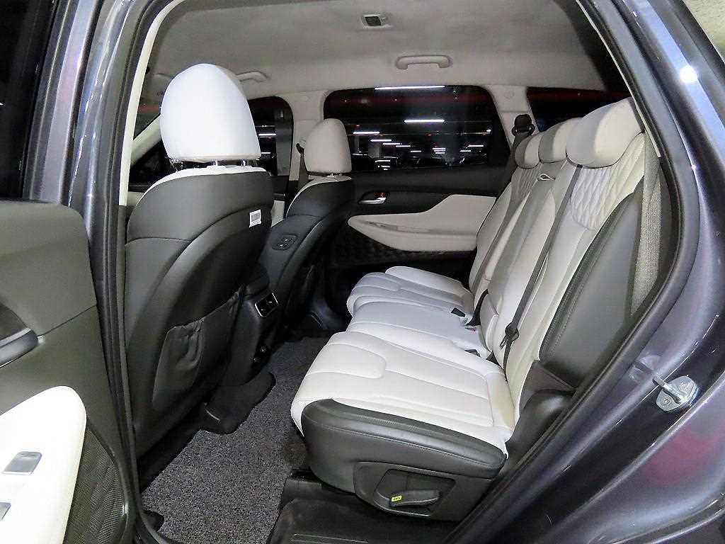 HYUNDAI Santa Fe - Vista 7