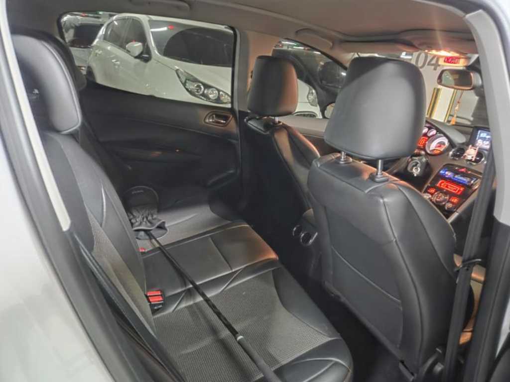 Peugeot 308 - Vista 5