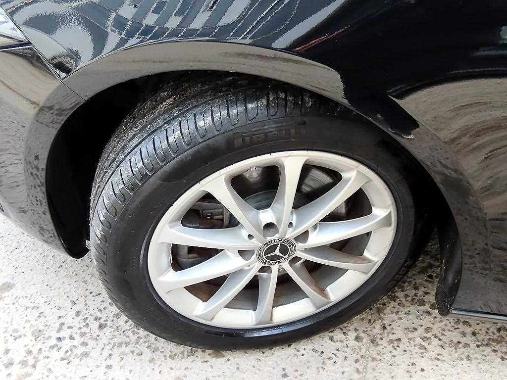 Mercedes Benz A Class 2020 Negro - Importación desde Corea - HF Imports Iquique - Foto 17