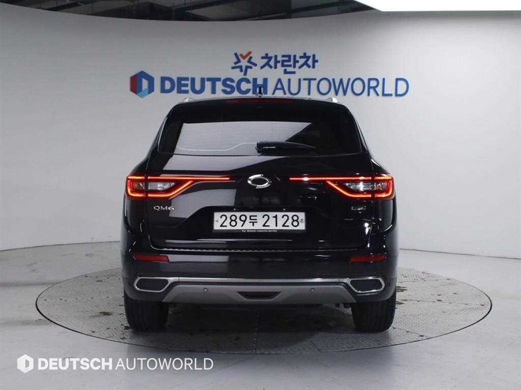 SAMSUNG QM6 - Vista 4