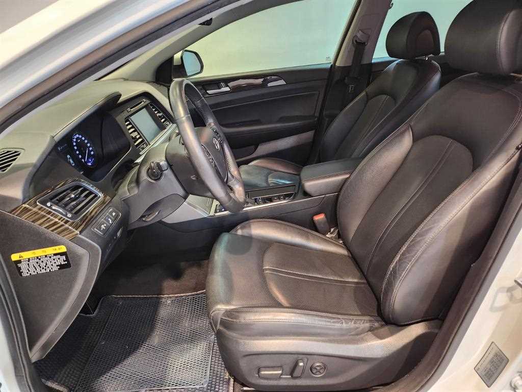 HYUNDAI Sonata - Vista 9