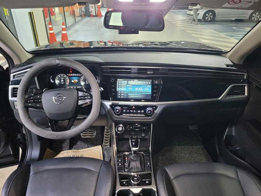 Ssangyong Korando - Vista 6