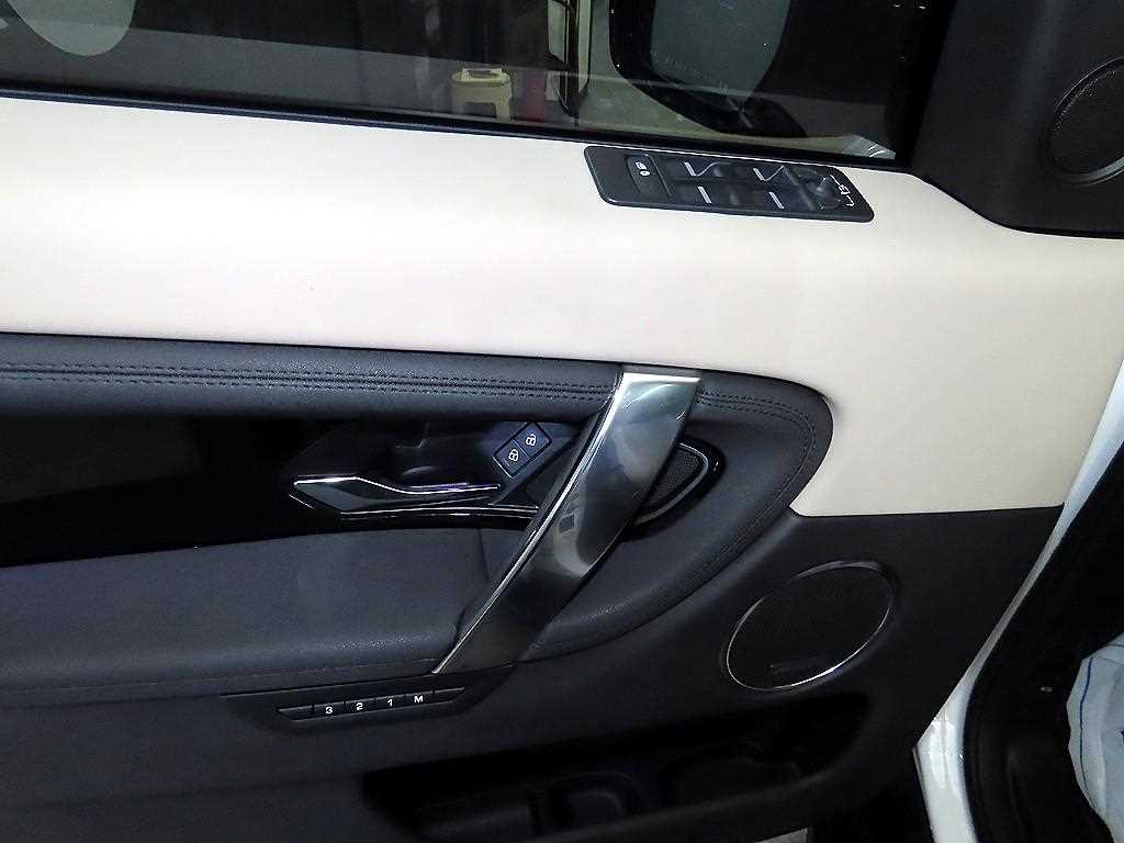 Land Rover Discovery 2023 Blanco - Importación desde Corea - HF Imports Iquique - Foto 13