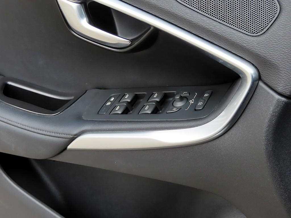 Volvo V40 - Vista 11