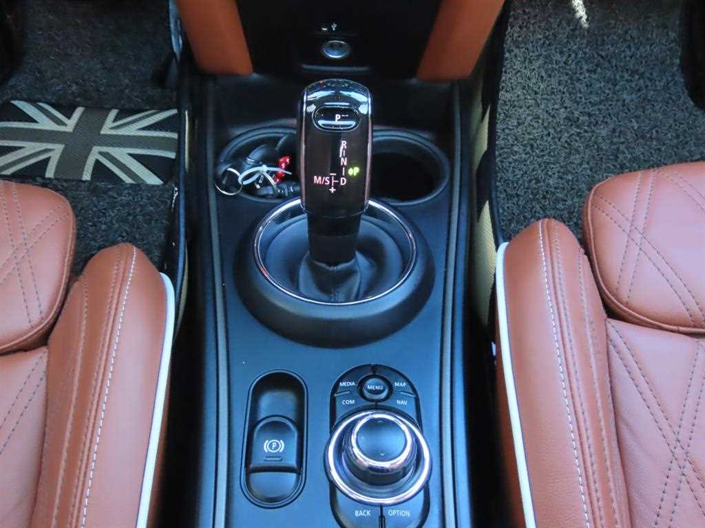 Mini Countryman 2022 skyblue - Importación desde Corea - HF Imports Iquique - Foto 16