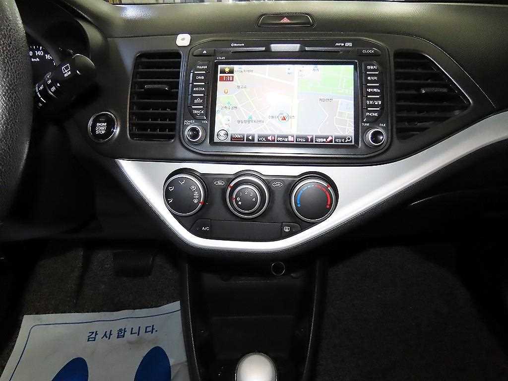 KIA Morning - Vista 11