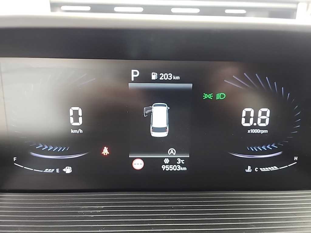 HYUNDAI Staria - Vista 6