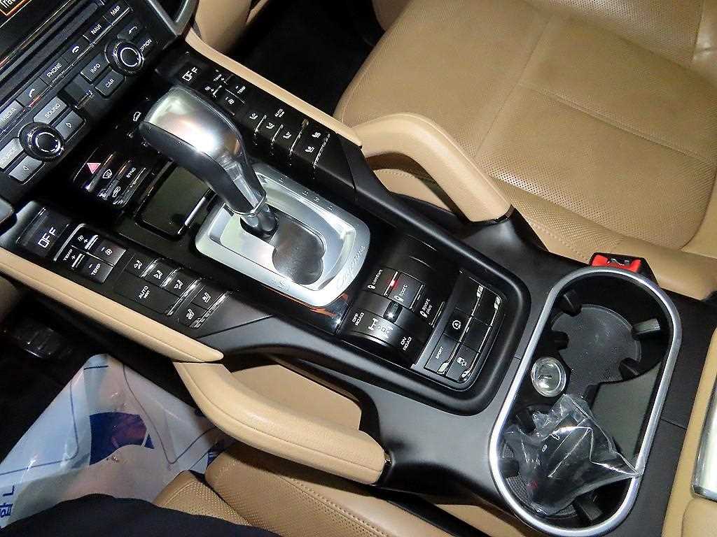 Porsche Cayenne - Vista 12