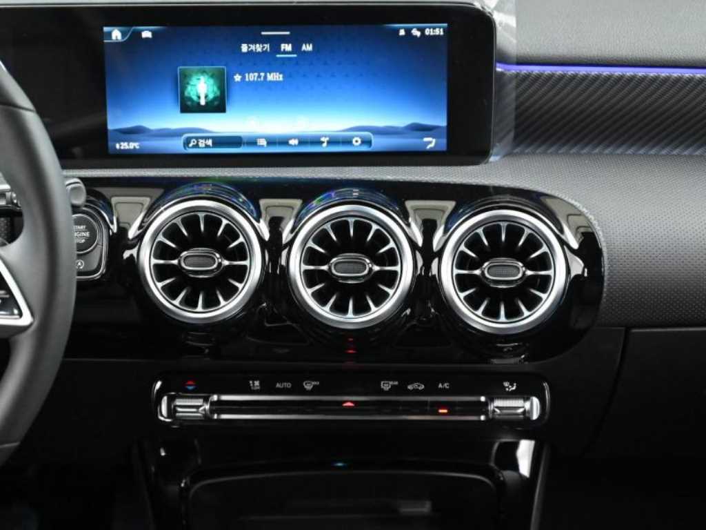 Mercedes Benz A Class 2025 Blanco - Importación desde Corea - HF Imports Iquique - Foto 14