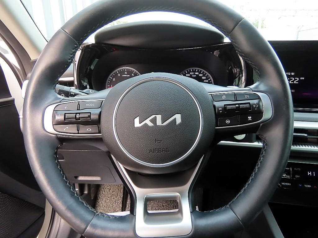 KIA K5 - Vista 8