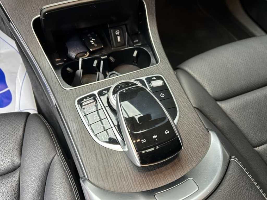 Mercedes Benz C Class - Vista 10