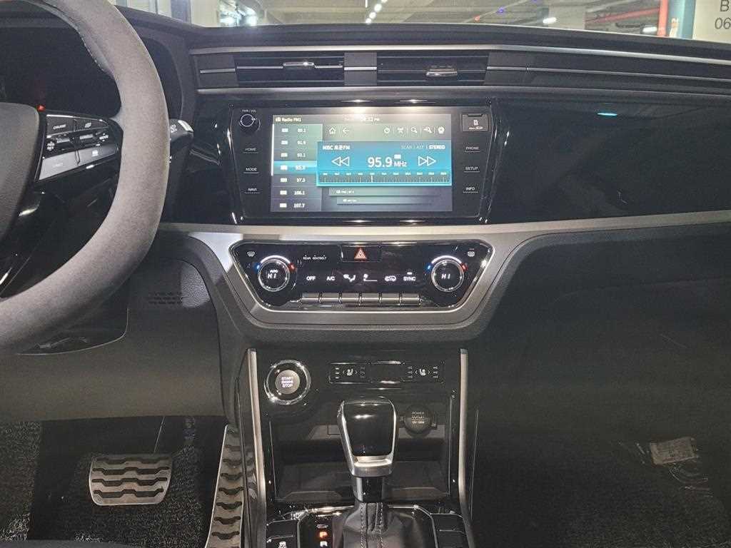 Ssangyong Korando - Vista 11