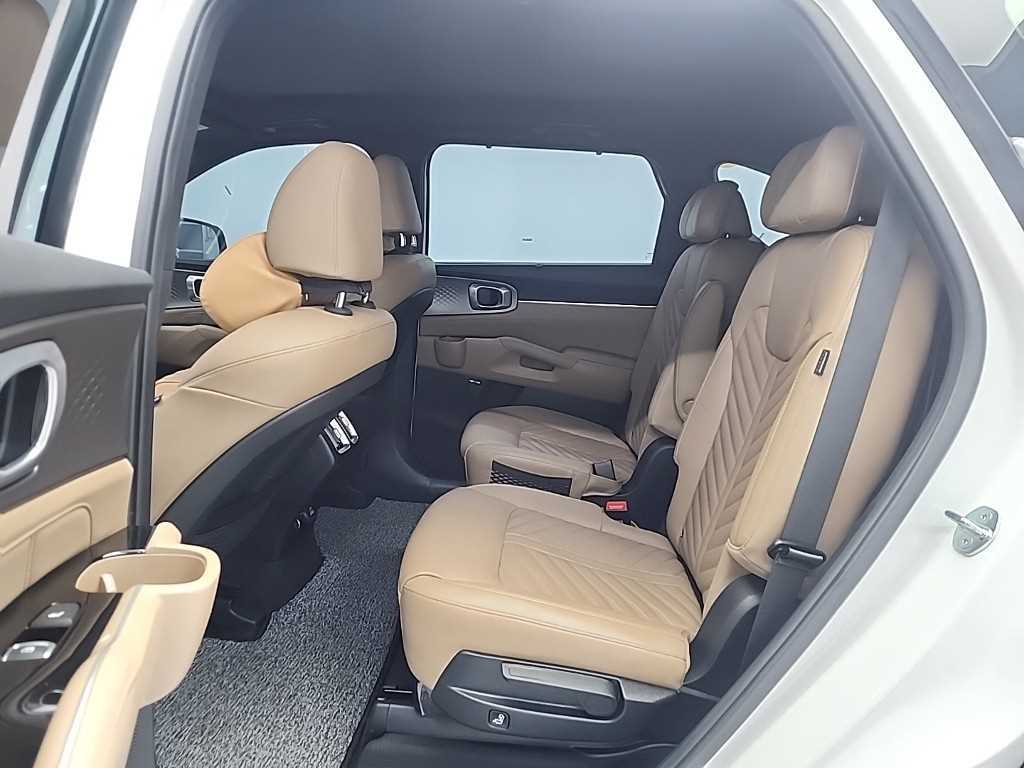 KIA Sorento - Vista 12