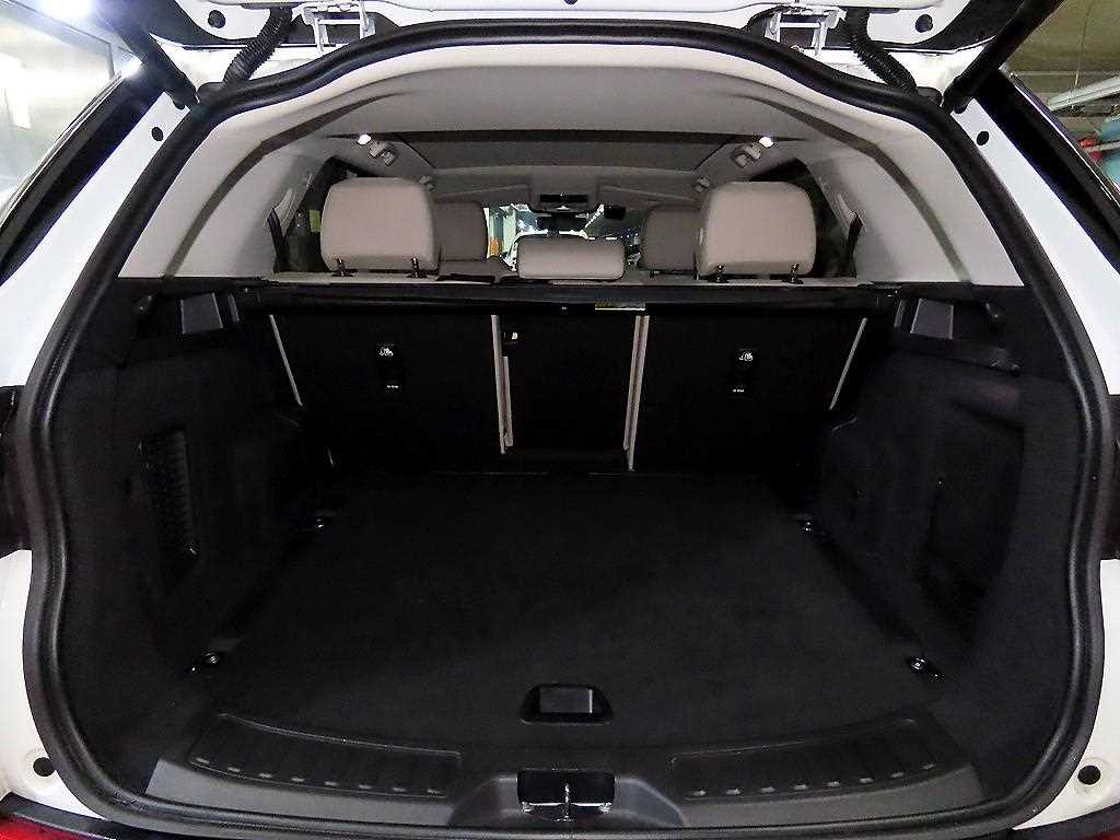 Land Rover Discovery 2023 Blanco - Importación desde Corea - HF Imports Iquique - Foto 17