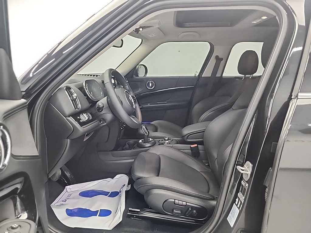 Mini Countryman - Vista 11