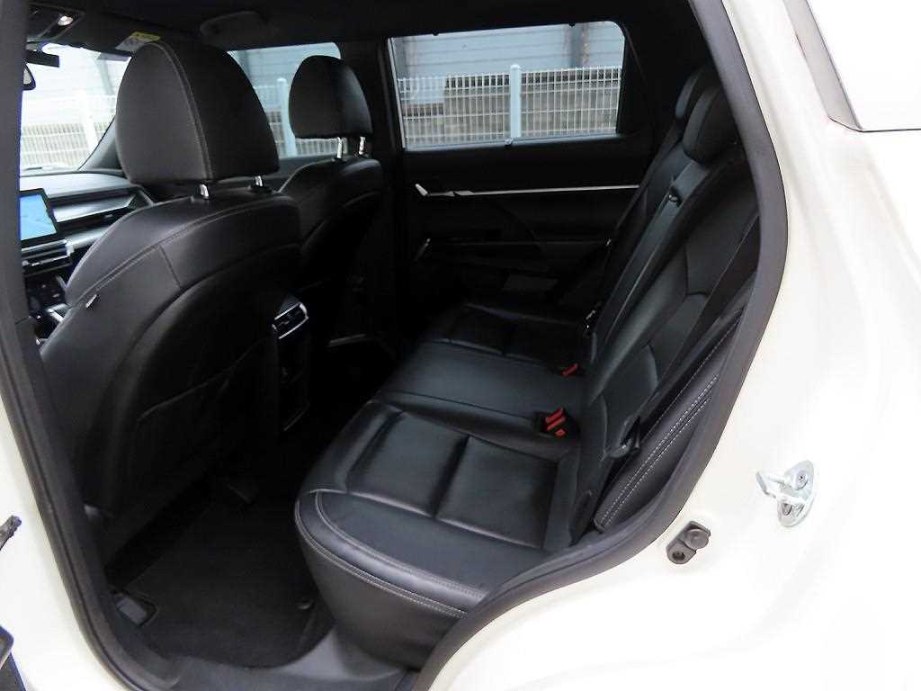 Ssangyong Torres - Vista 5