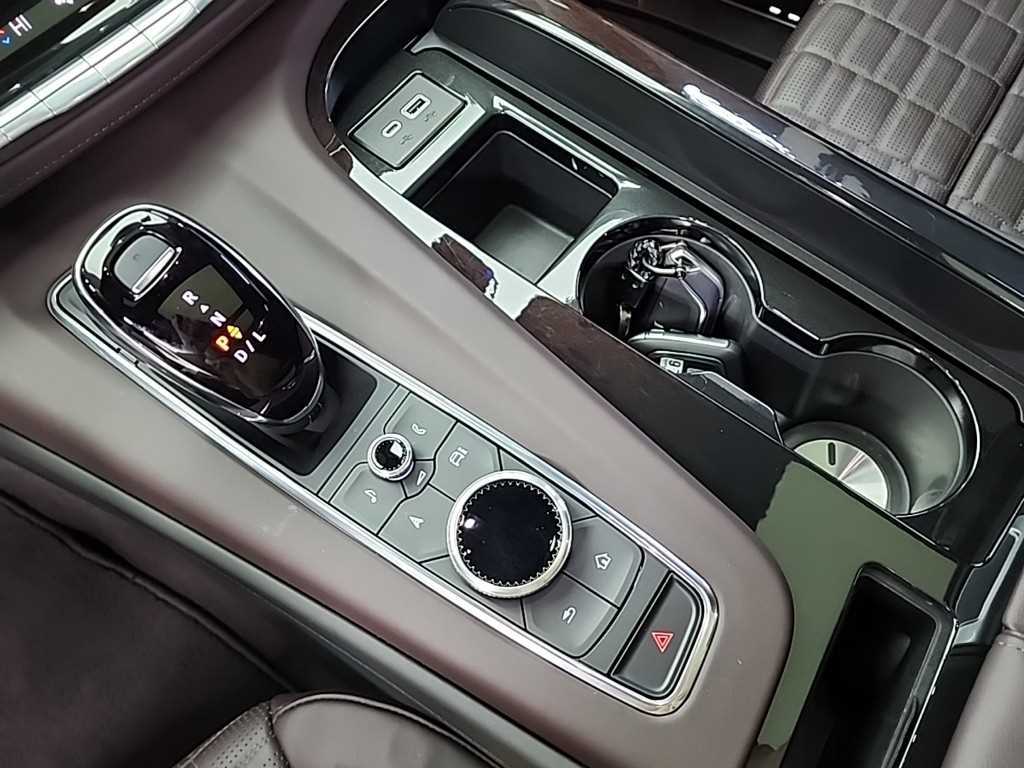 Cadillac Escalade - Vista 8