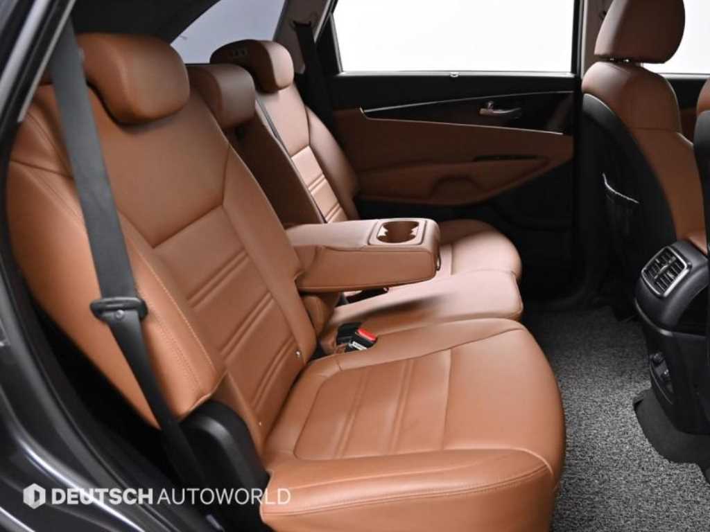 KIA Sorento - Vista 12