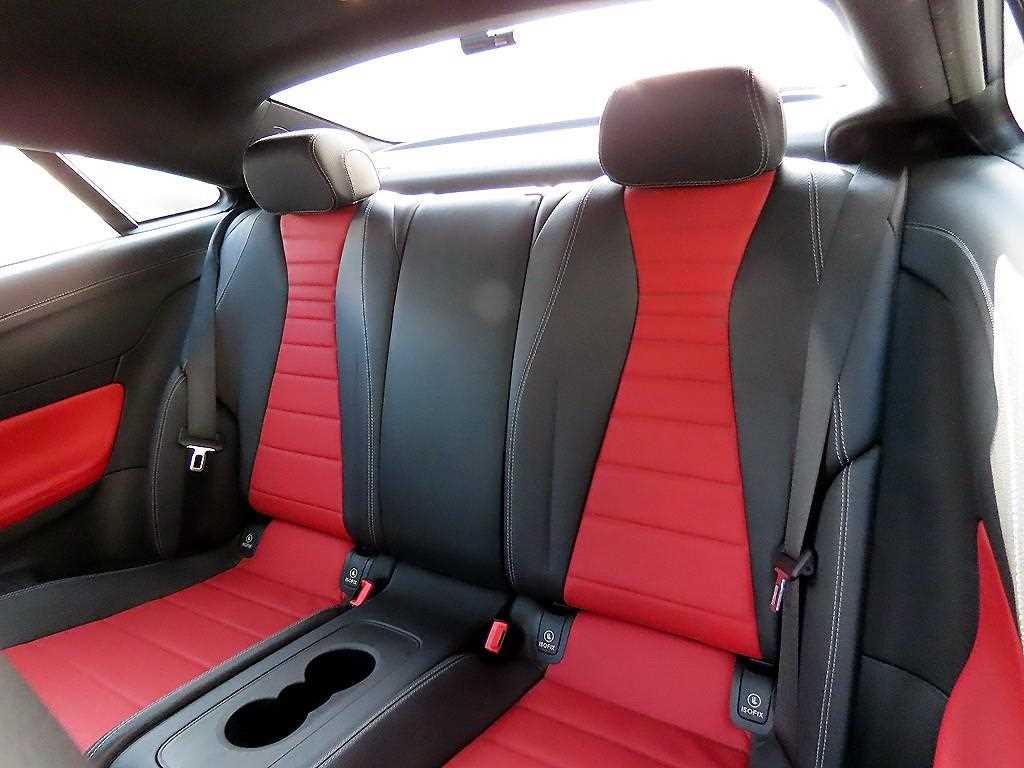 Mercedes Benz E class - Vista 6