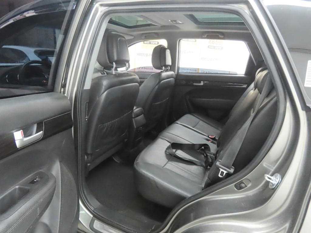 KIA Sorento - Vista 6