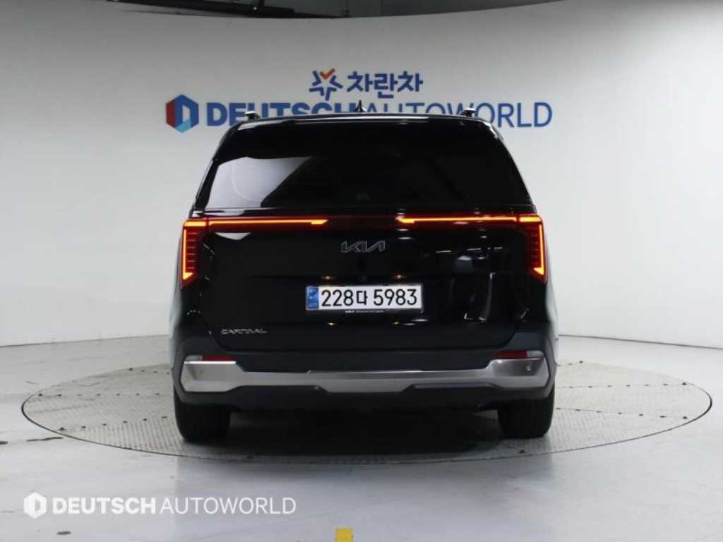 KIA Carnival - Vista 4