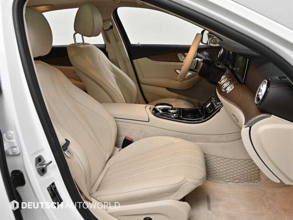 Mercedes Benz E class - Vista 10