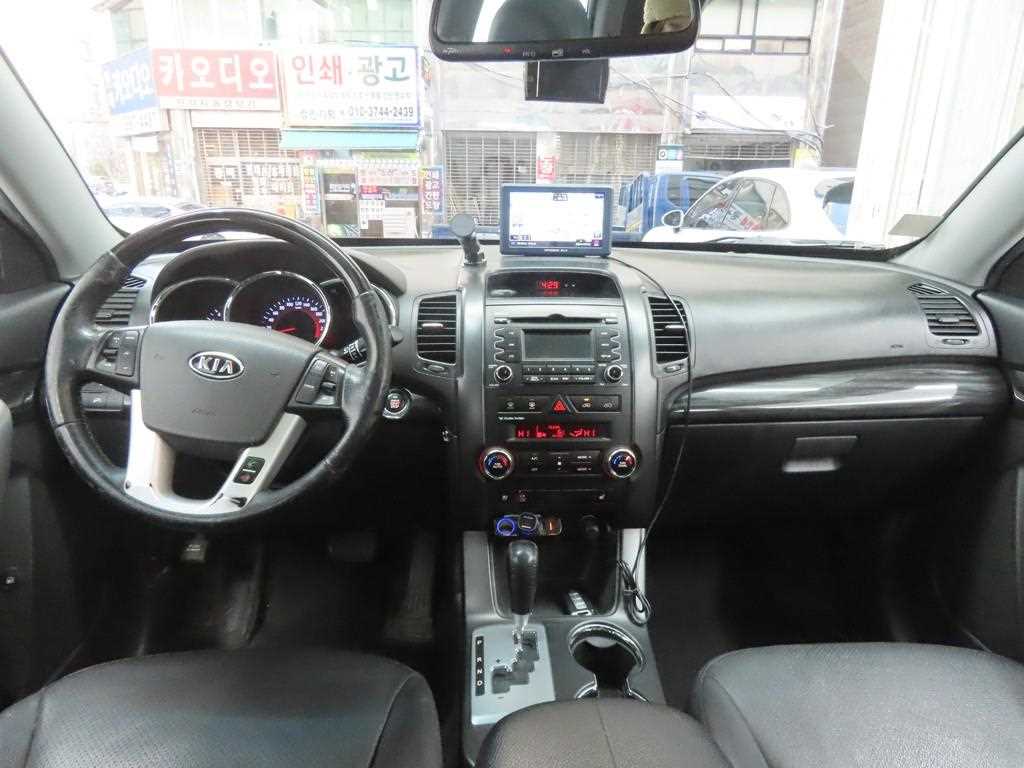 KIA Sorento - Vista 7